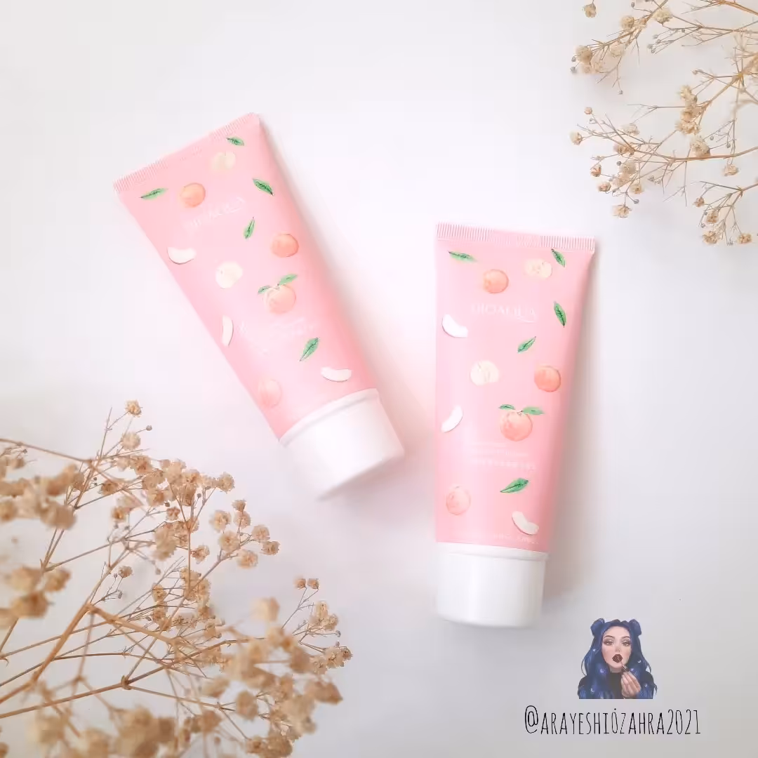 فوم شستشو صورت هلو بیواکوا 