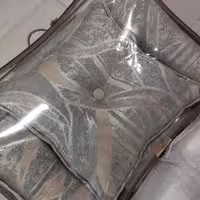 روتختی مخمل ترک دونفره درجه یک برند وایت هوم طرح جدید طوسی طلایی شیک و پرفروش 9 تکه