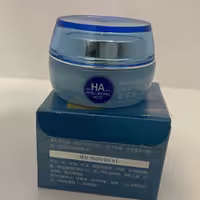 کرم مرطوب کننده ابرسان  هیالورونیک اسید بیوآکوا مدل واتر جت وزن 50 گرم