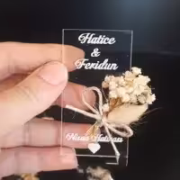 گیفت و یادبود عروسی و تولد و جشن عقد و نامزدی 