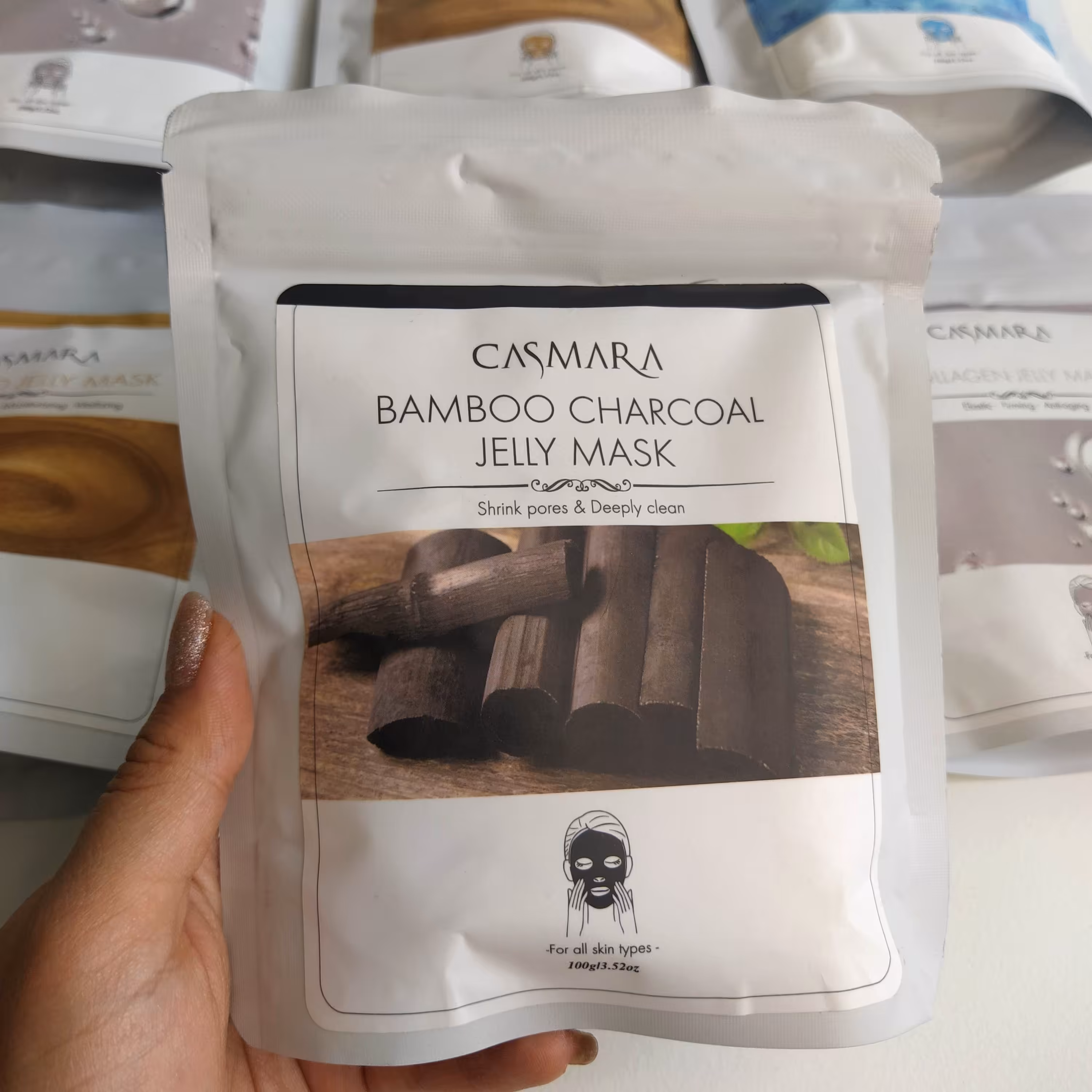 ماسک هیدروژلی  کاسمارا در چهار عصاره (طلا،زغال چوب بامبو،کلاژن،هیالورونیک اسید)