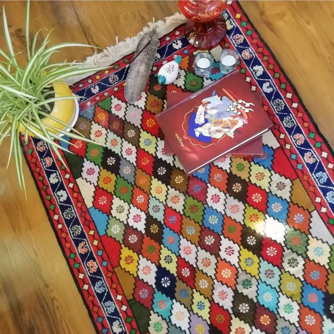 ورنی کناره پشم دستبافت قره داغ آذربایجان طرح لپ لپ (200در80) 