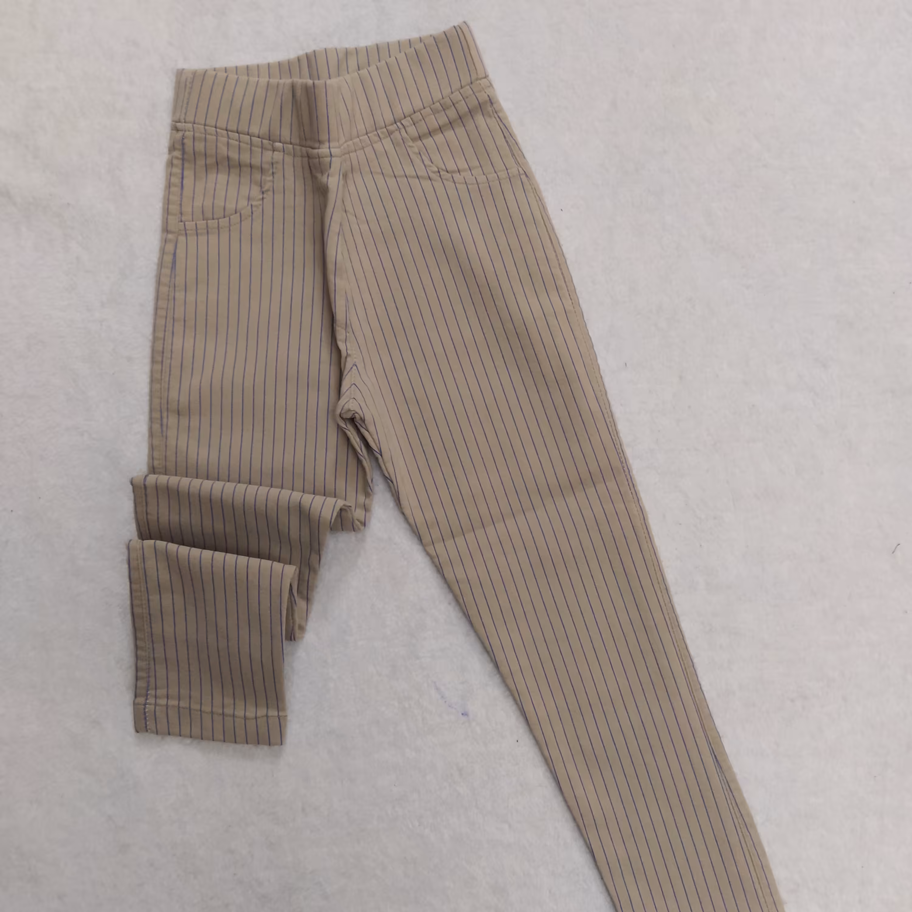 شلوار مجلسی دخترانه پارچه دیپلمات کشی رنگ نسکافه ای دمپا دار سایز(65و70)