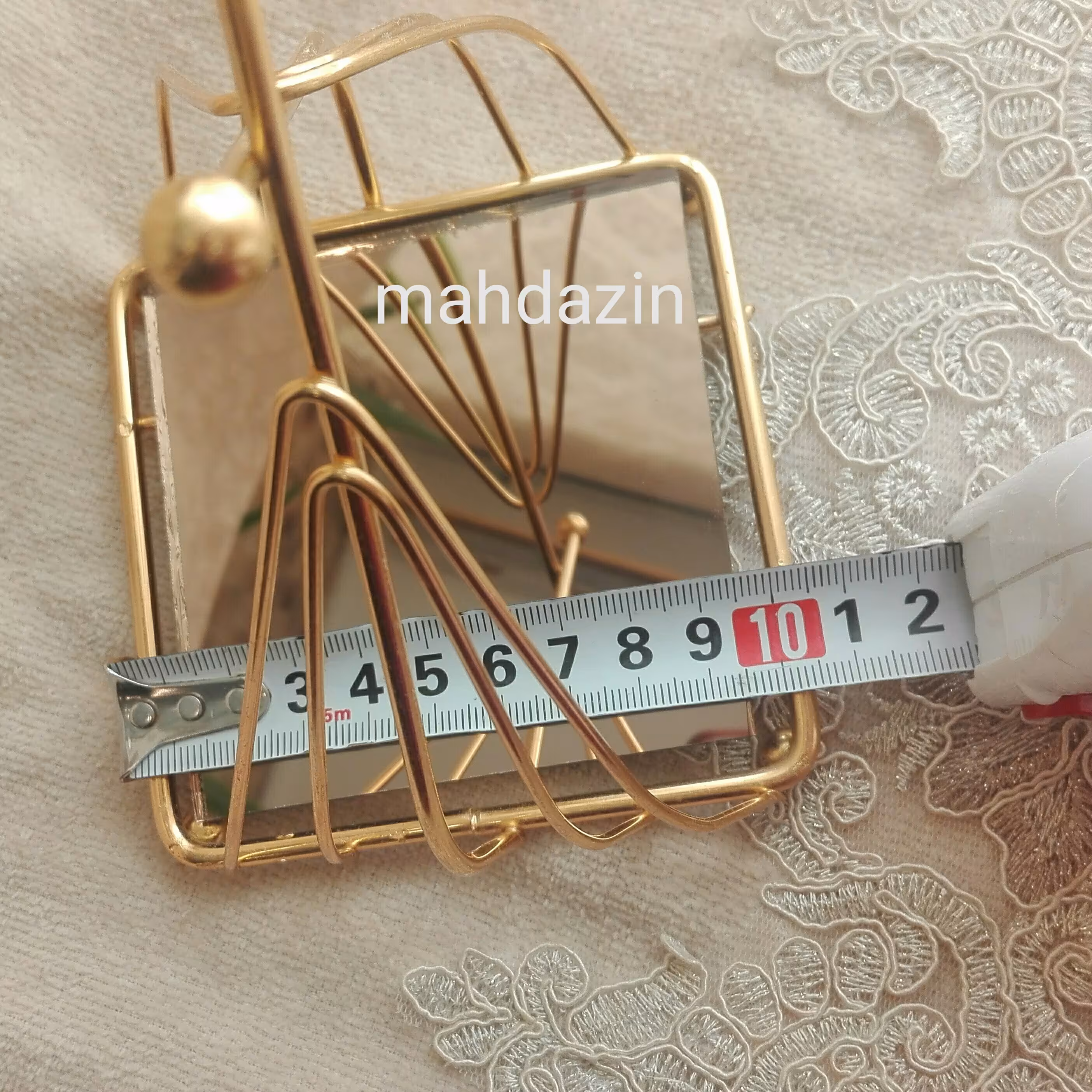 استند فلزی طلایی،  کف آینه 