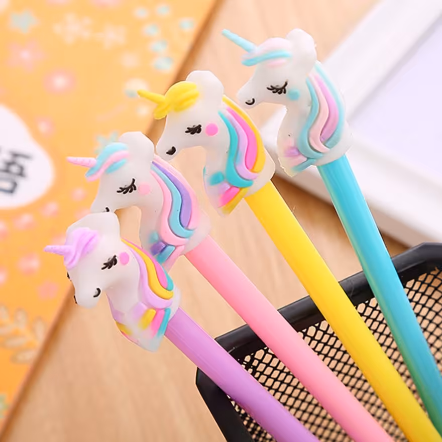 روان نویس فانتزی طرح یونیکورن