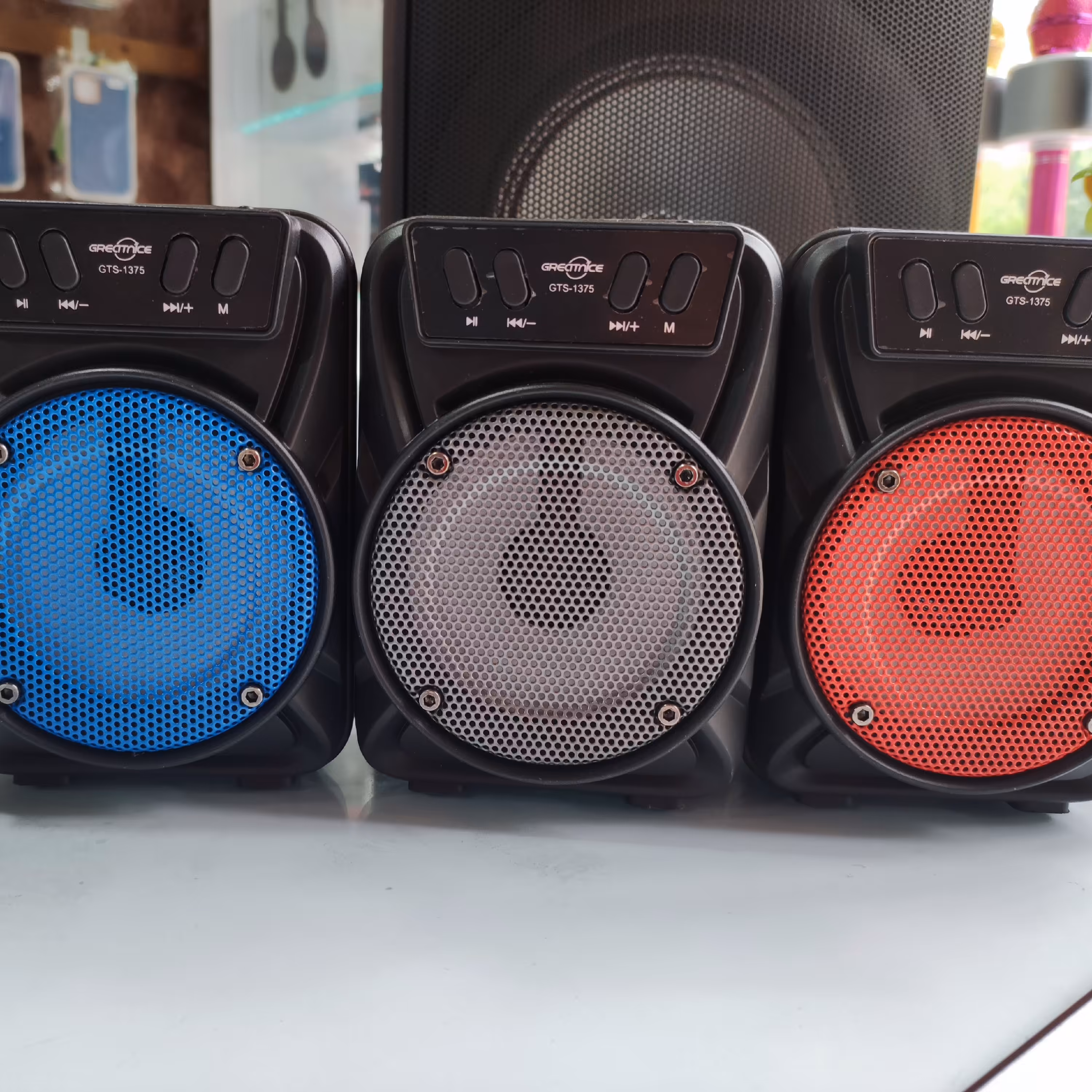 اسپیکر 3اینچی مدل Gts-1375 دارای رنگبندی مشکی قرمز و آبی(فقط قرمز موجود است)