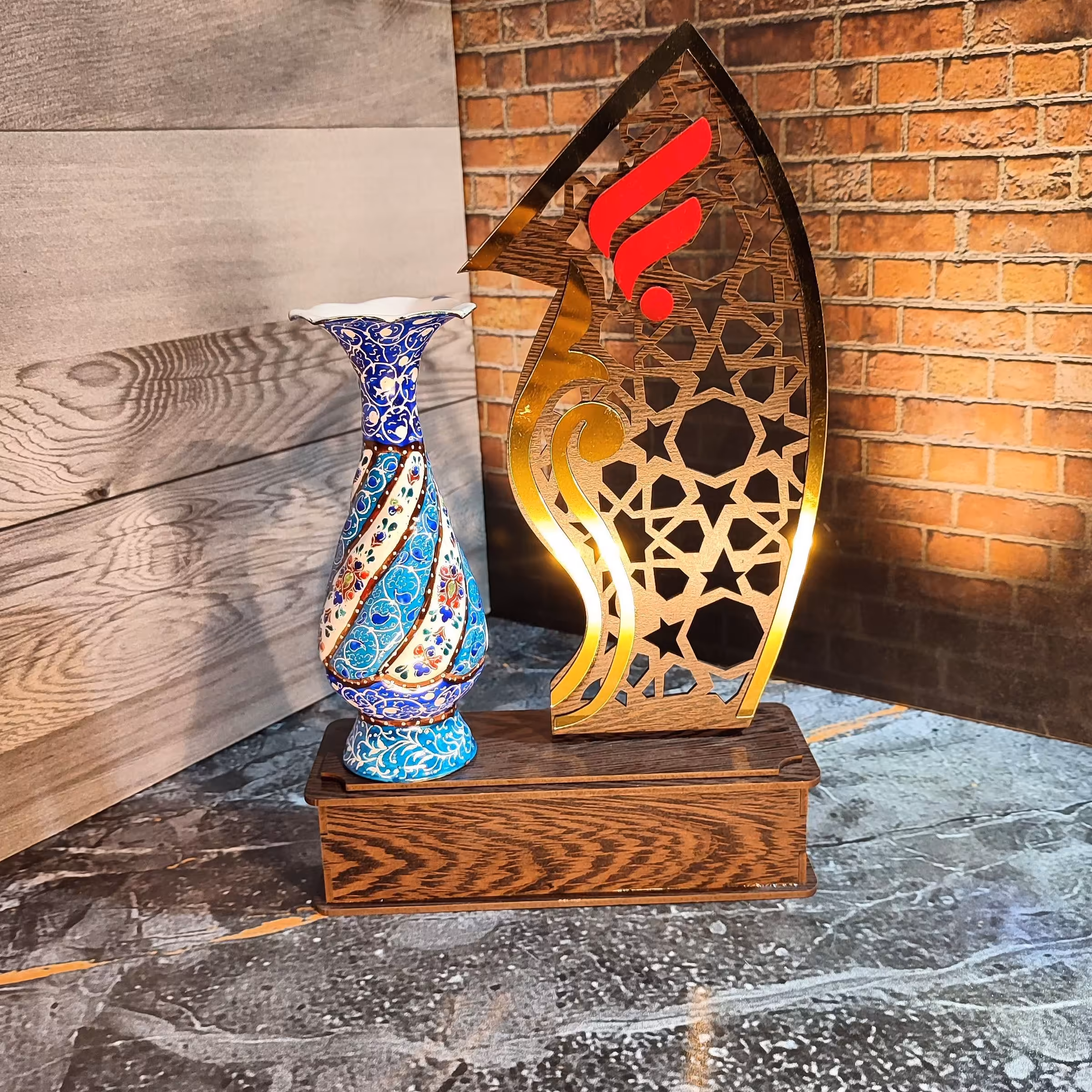 تندیس زیبا مناسب کادوی ارگان ها با ذکر نام هر شرکت یا ارگانی