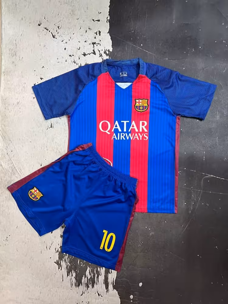 لباس اول بچه گانه بارسلونا 2016-2017 (چاپ مسی)