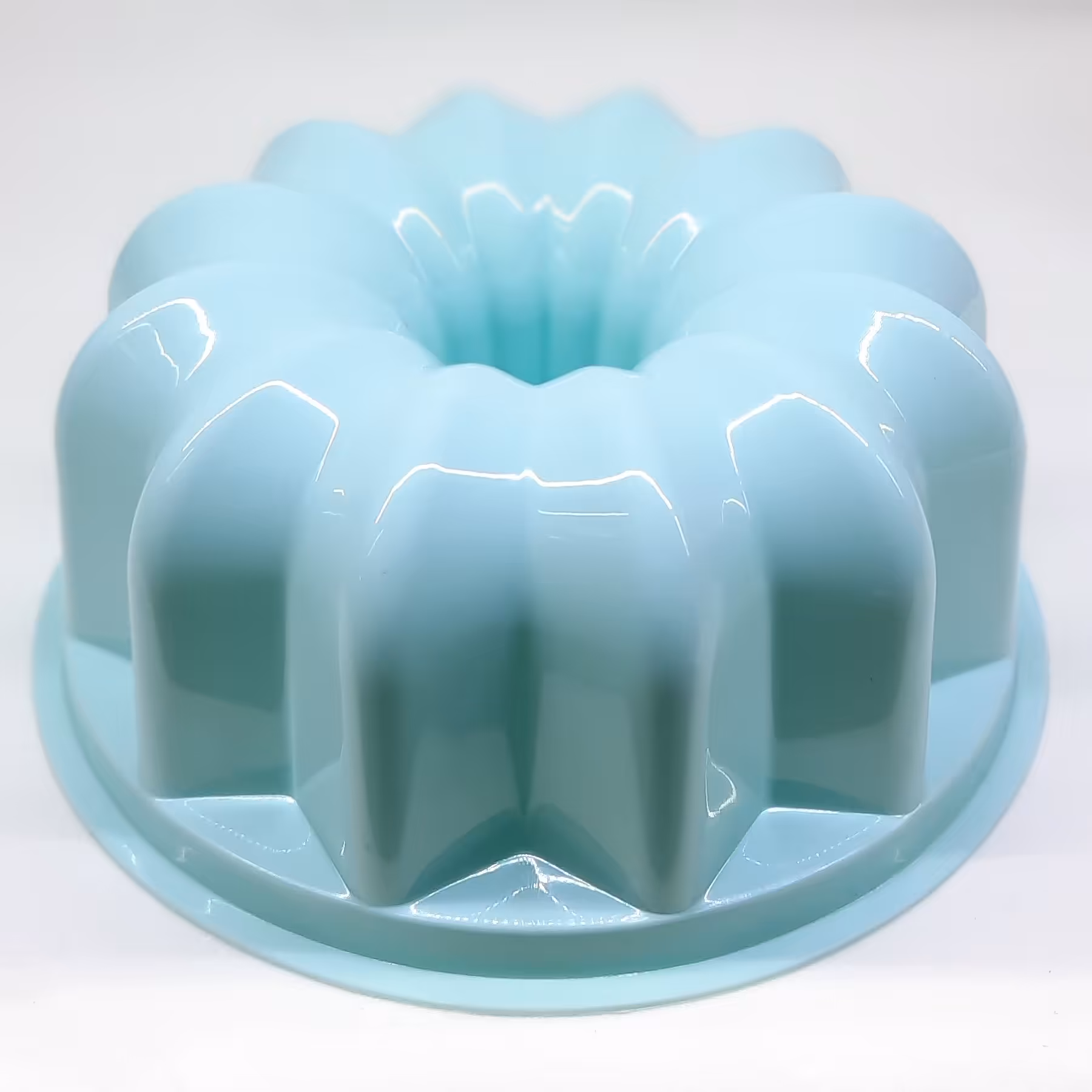 قالب ژله جنس پلاستیکی طرح 7007 قطر 18 سانت ارتفاع 8 سانت