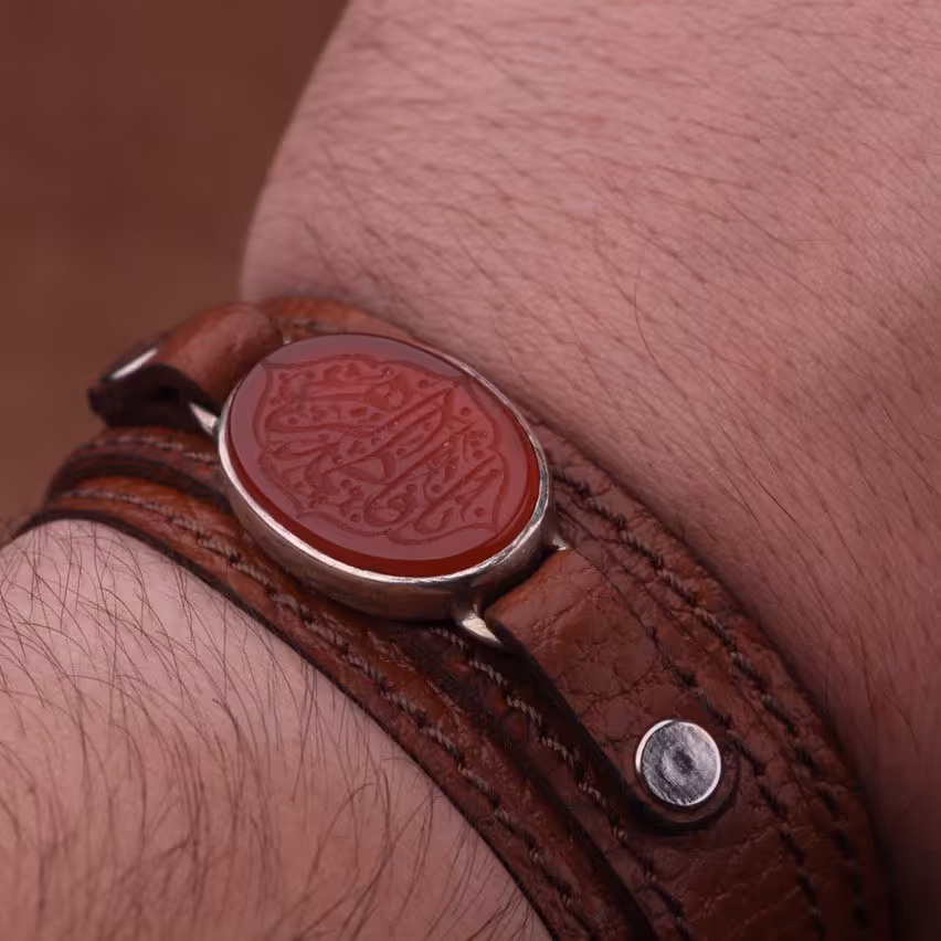 دستبند چرم طبیعی گاوی بدون نگین اصل ( سفارشی )