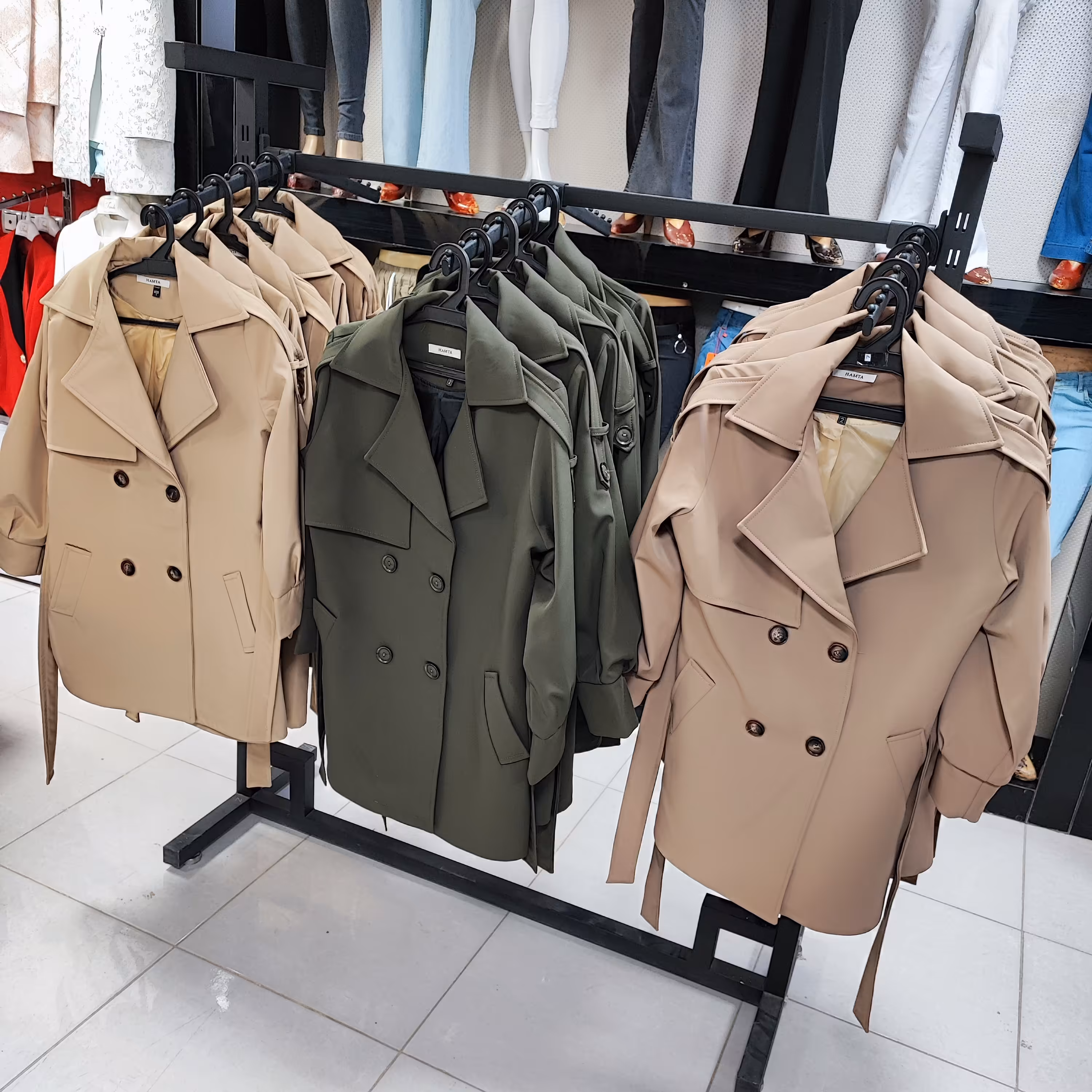 بارانی کوتاه ، جنس پرادو پشت بلدینگ ، از سایز 38 تا 46