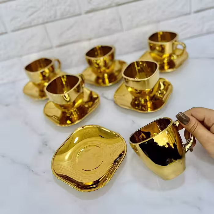 فنجان و نعلبکی