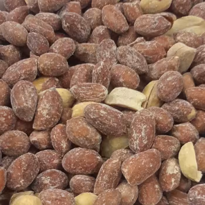 مغز بادام زمینی شور دو آتیشه ریز -  1300 گرمی - ارسال رایگان