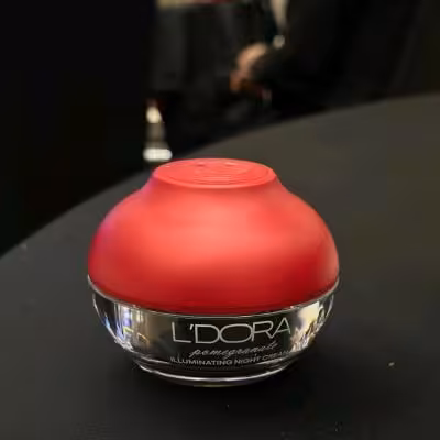 کرم روشن کننده شب صورت و گردن انار مناسب انواع پوست لدورا