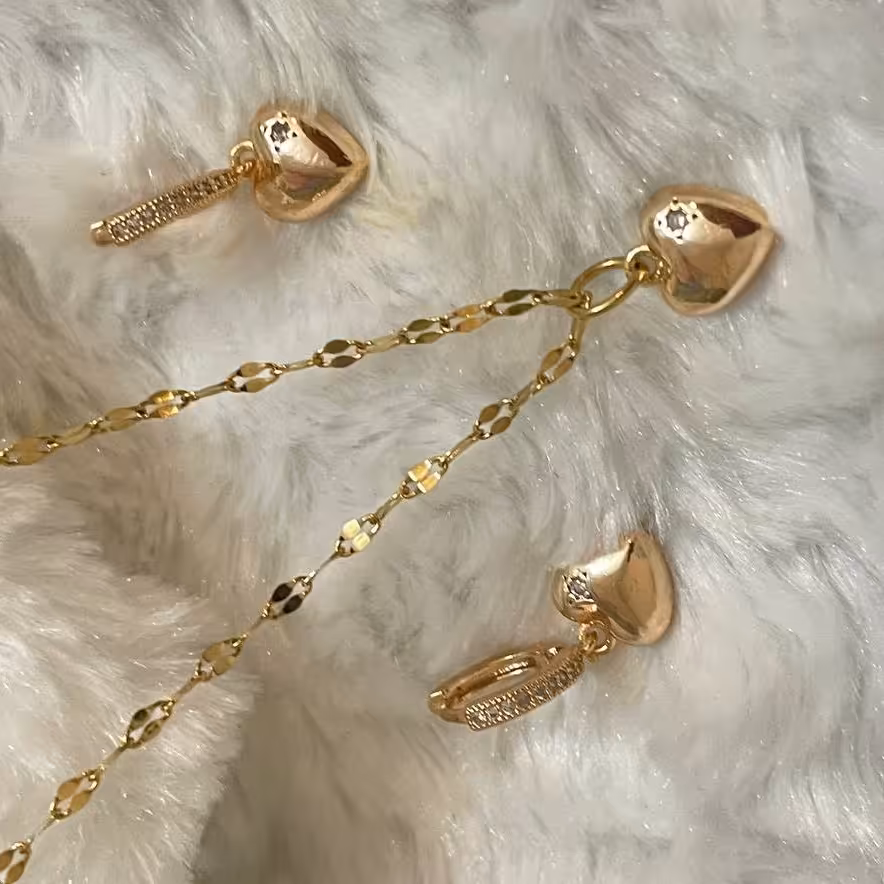 نیم ست رنگ ثابت طرح طلا با زنجیر  مارک ysx  با آبکاری طلای  در چند رنگ  با زنجیر 