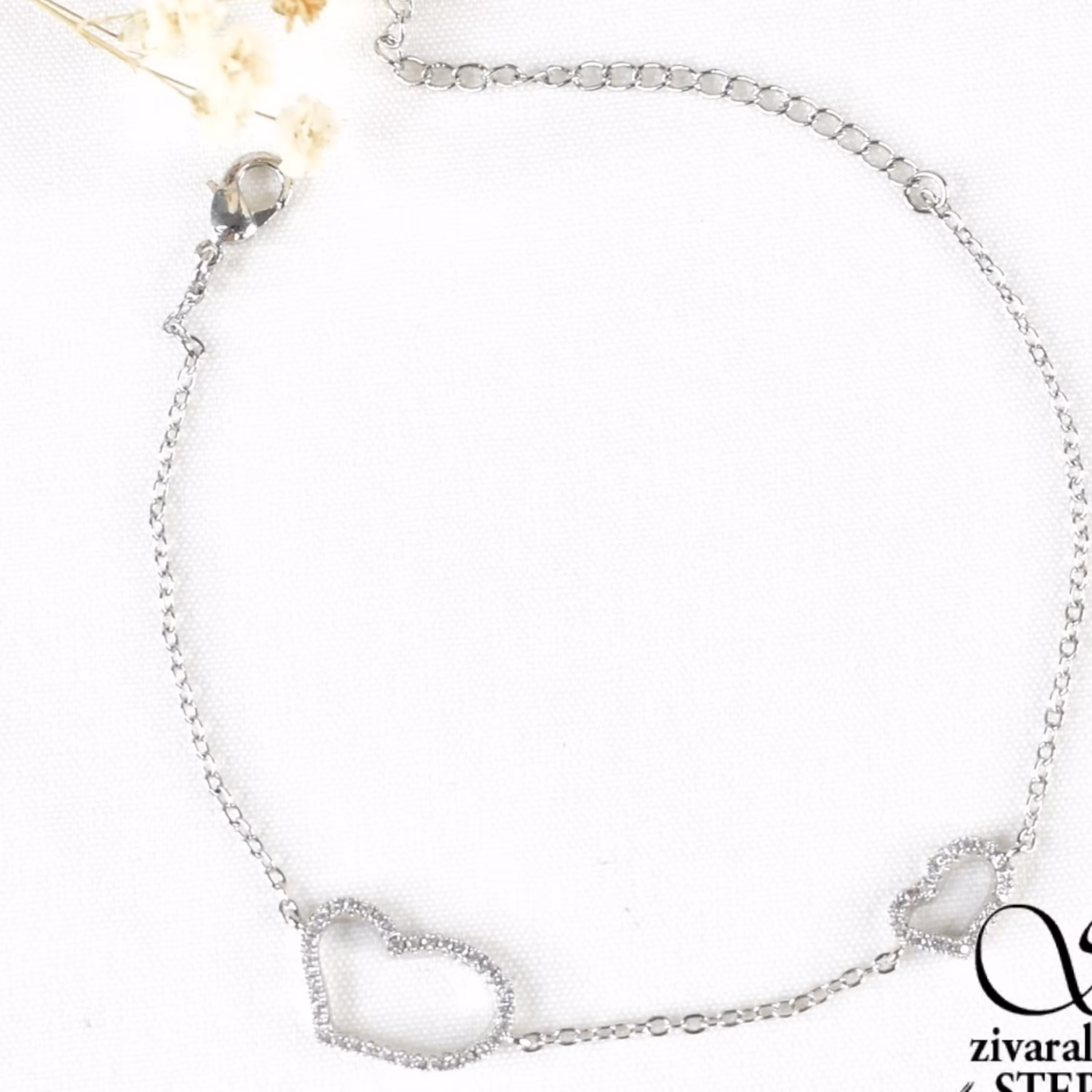 دستبند طرح قلب رنگ نقره ای روکش طلا ضدحساسیت کد6825