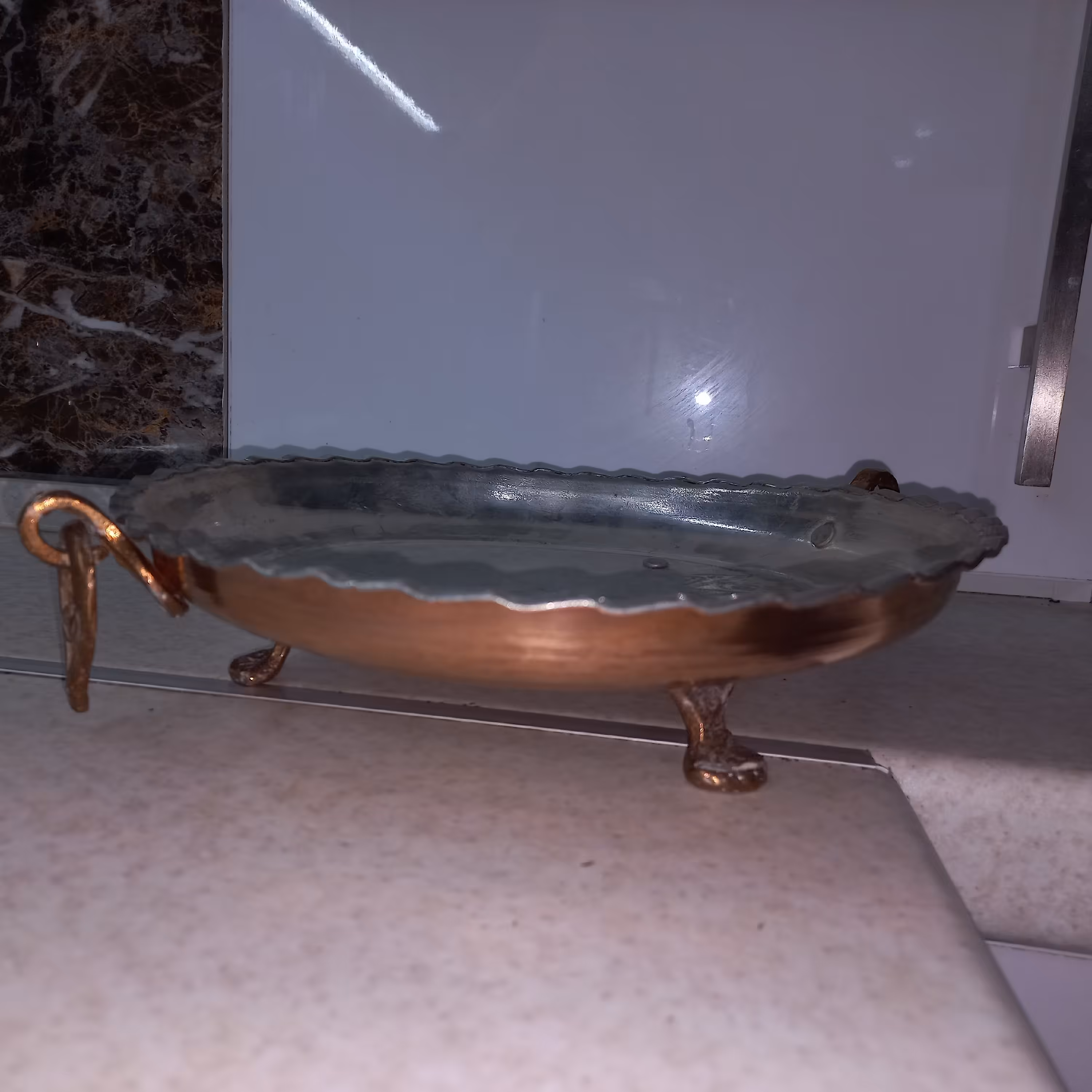 شیرینی خوری سه پایه کوتاه سایز1 قطر:24سانتی متر