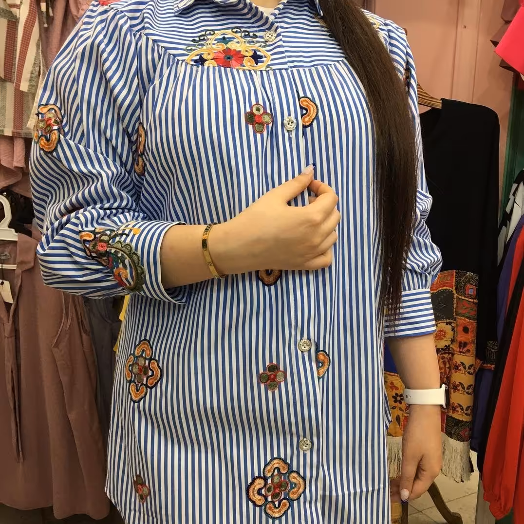 شومیز مانتویی خامه دوزی شده بسیار خنک و مناسب تابستان  تنخور شیک و بسیار راحت