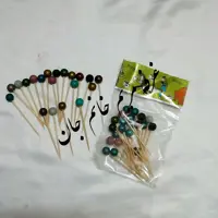 خلال مرواریدی تزئینی مناسب برای فینگرفودبرای تولد