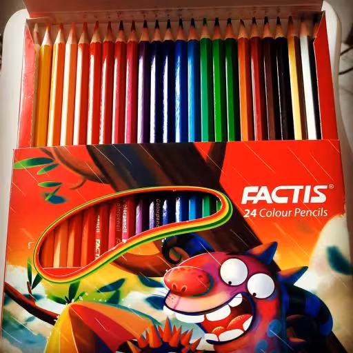 مداد رنگی 24عددی جعبه مقوایی