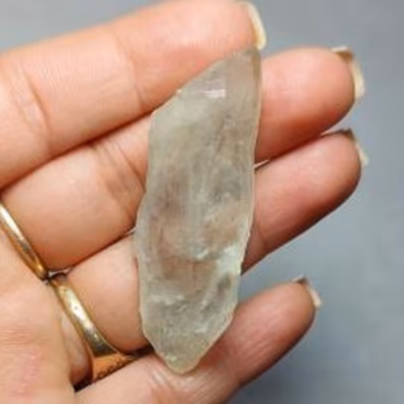 سنگ راف اصل و معدنی پرازولیت بسیار سنگ قوی و پر انرژی و کمیاب برای افزایش تمرکز حواس