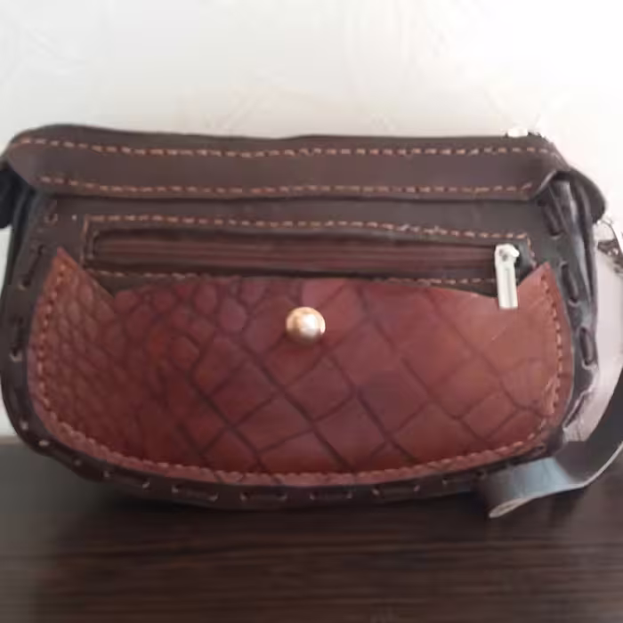کیف دستی چرم بزی  دست دوز کد 01