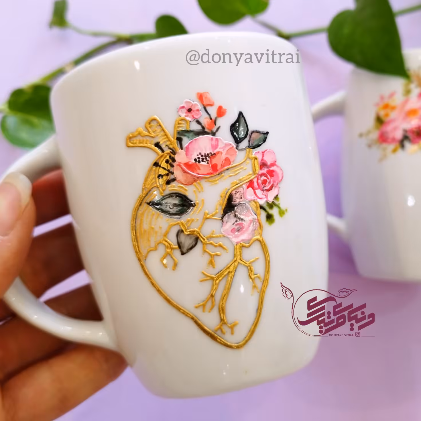ماگ پزشکی نقش برجسته طرح قلب، ماگ ویترای دکتر قلب، خانم دکتر، آقای دکتر، متخصص قلب، هدیه، سوپرایز، کادویی، ارسال رایگان