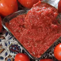 رب گوجه محلی100کیلوگرم قبل سفارش حتماپیام بدید