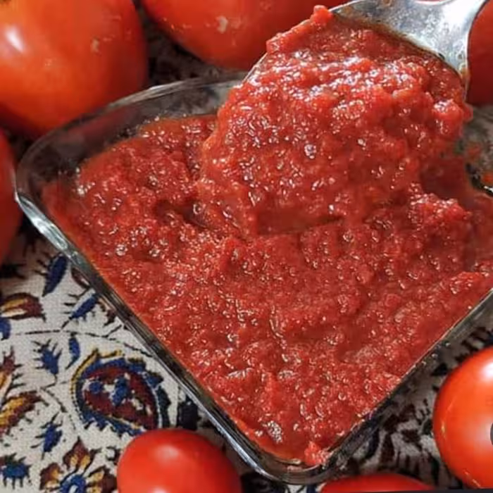 رب گوجه محلی100کیلوگرم قبل سفارش حتماپیام بدید