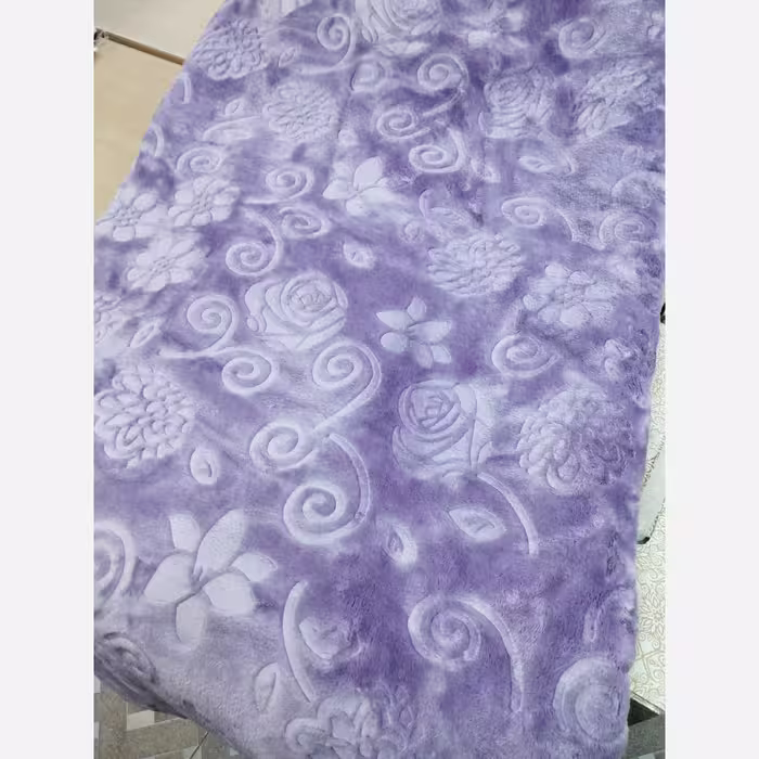 پتو نرمینه دونفره مدل نگین بسیار لطیف و براق طرح برجسته قلب ساکدار اورجینال رنگ یاسی