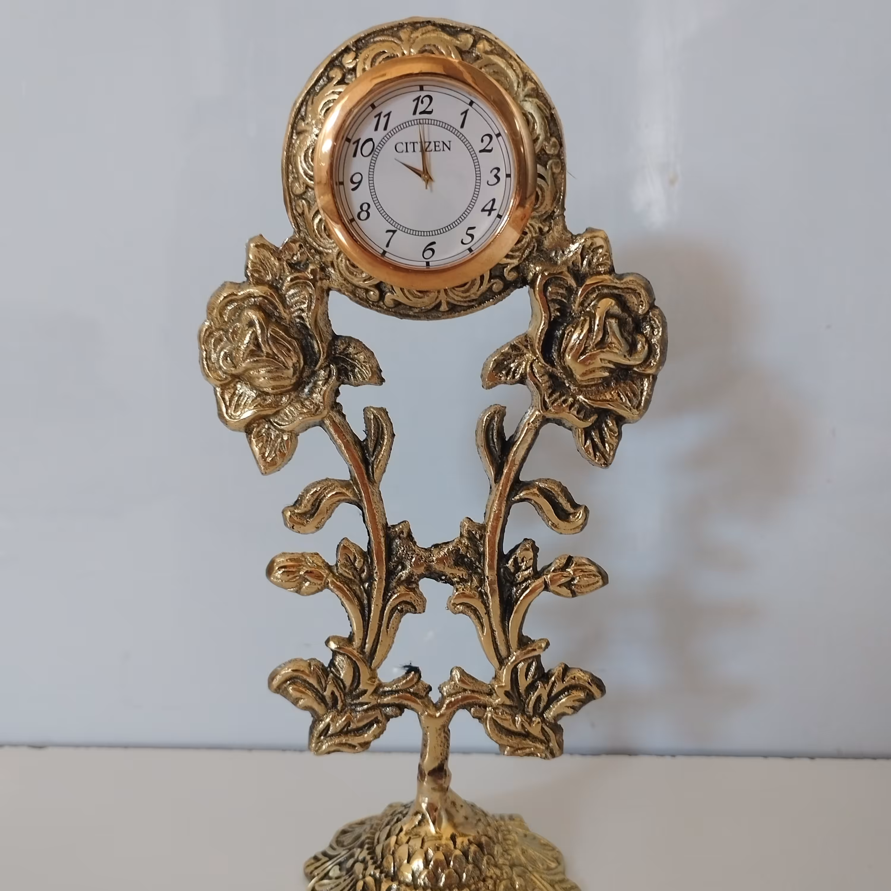 ساعت رومیزی برنز سیاه قلم طرح 2 گل رز  ارسال رایگان