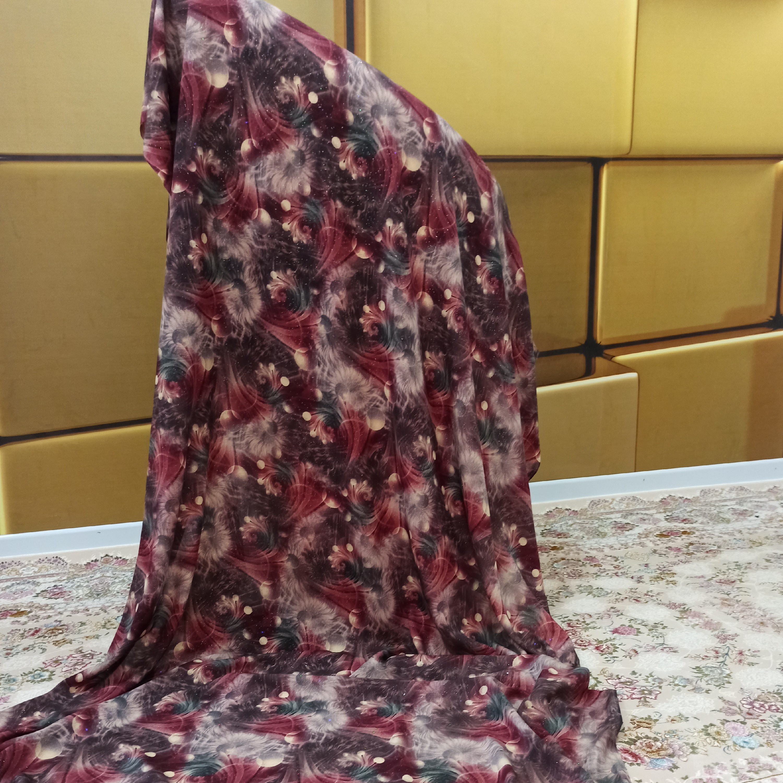 چادر رنگی سه بعدی جنس نخی وال اکلیلی عرض 110 طول 5 متر