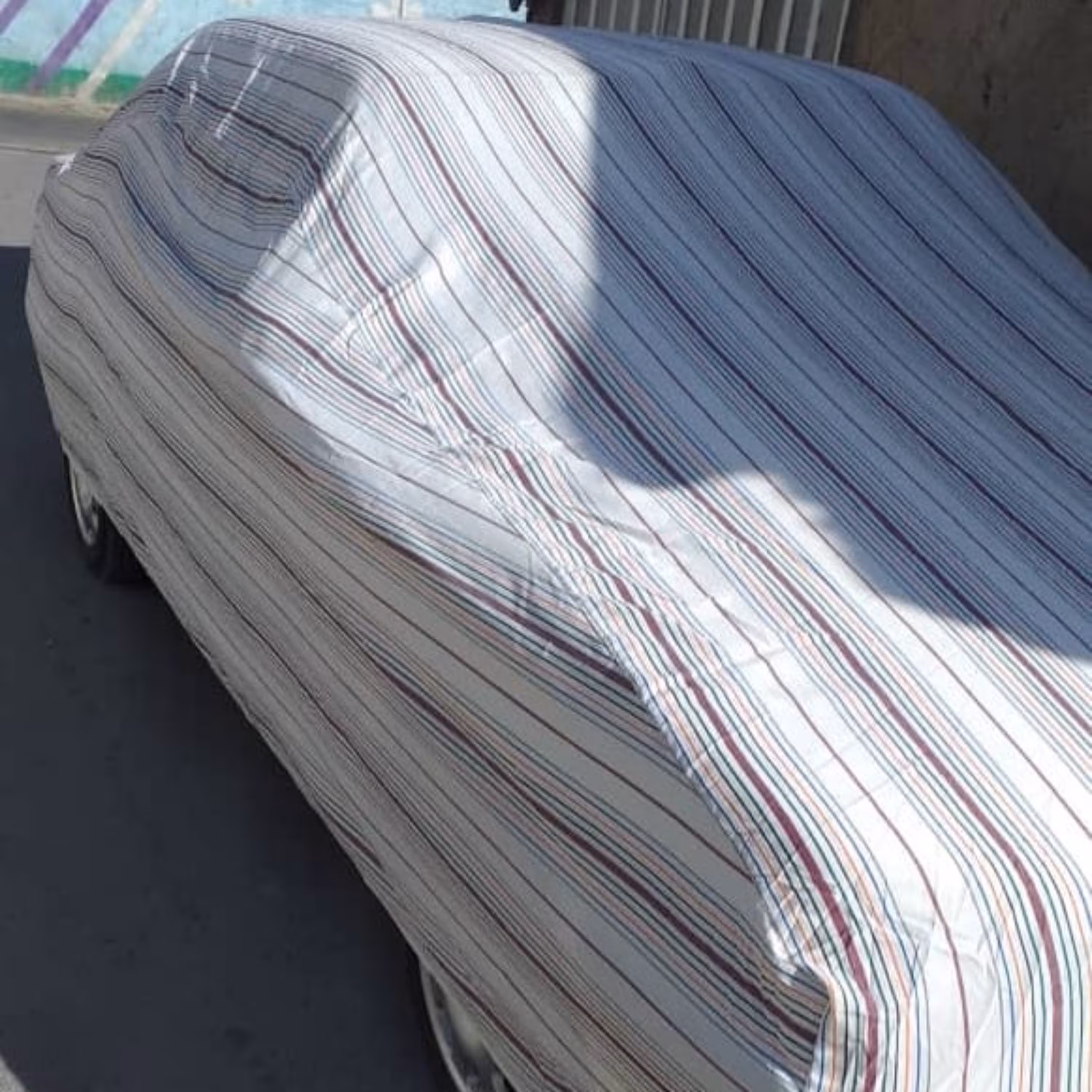 چادر نخ پنبه درجه یک تبریز ضد آفتاب سایز L برای 405 سمند دنا زانتیا پسکرایه به عهده مشتری
