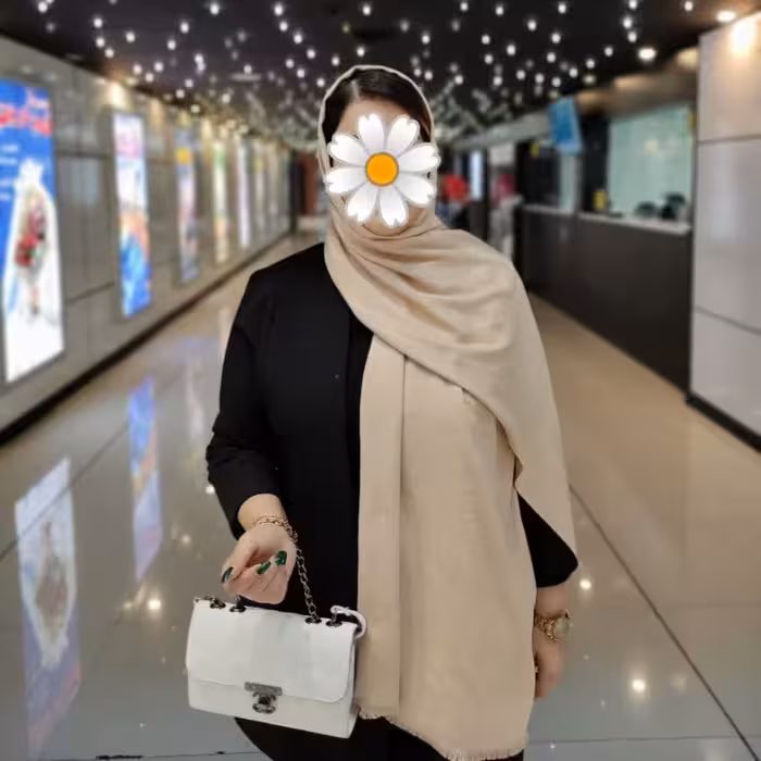 
شال نخی کشمیر  ژاکارد
مناسب فصل پاییز
ریشه پرزی
& کیفیت بی نظیر &قواره: 75*190

&کار پر فروش