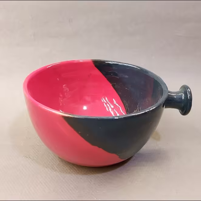 فنجان جذاب سایز بزرگ از خانواده دسته دکمه ای