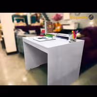 میز تحریر سفید