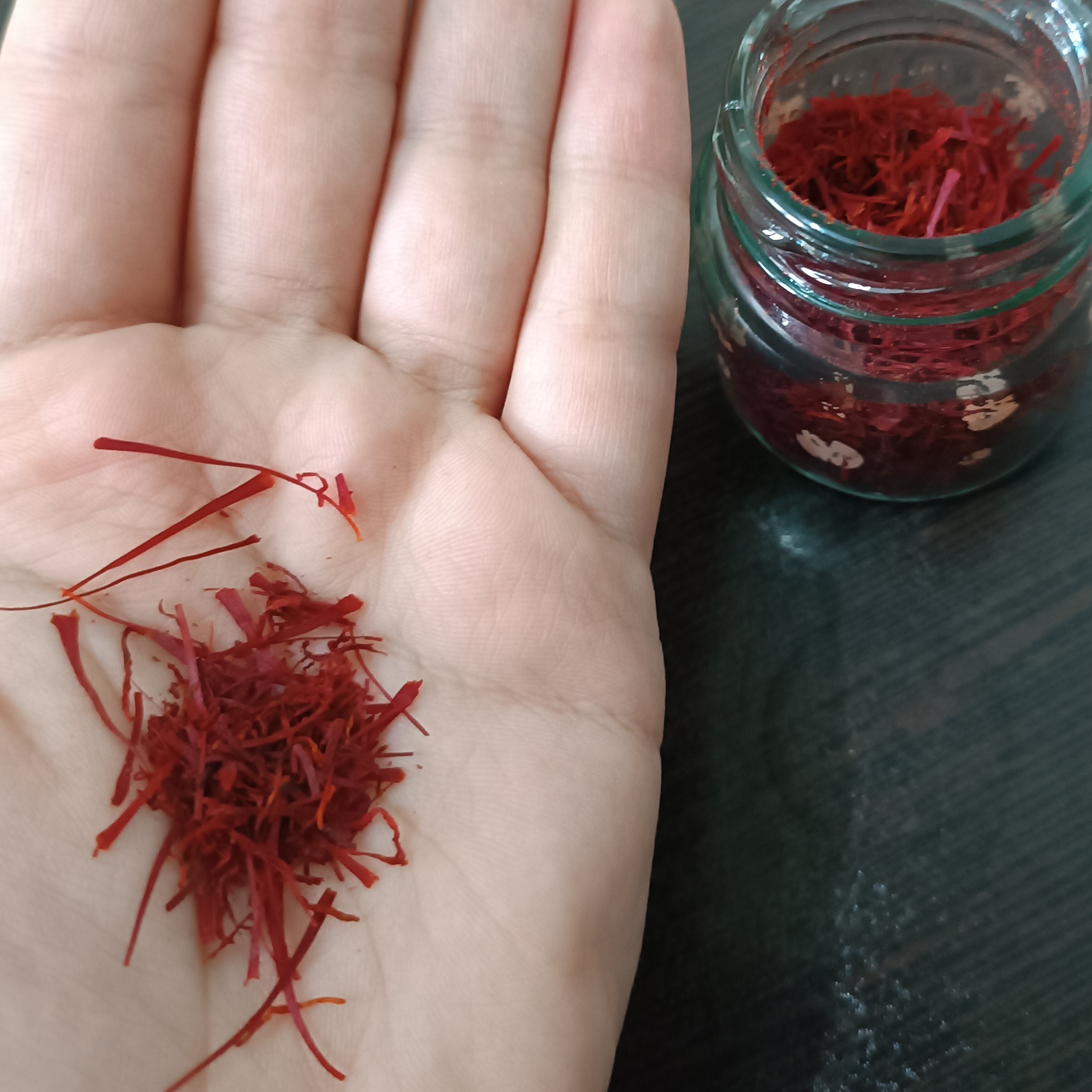 زعفران نگین