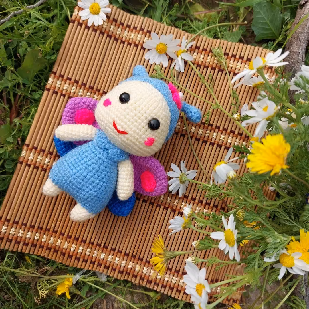 پروانه بافتنی