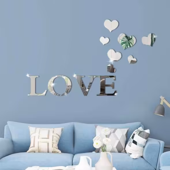 آینه دکوراتیو مولتی استایل، طرح لاو نقره ای