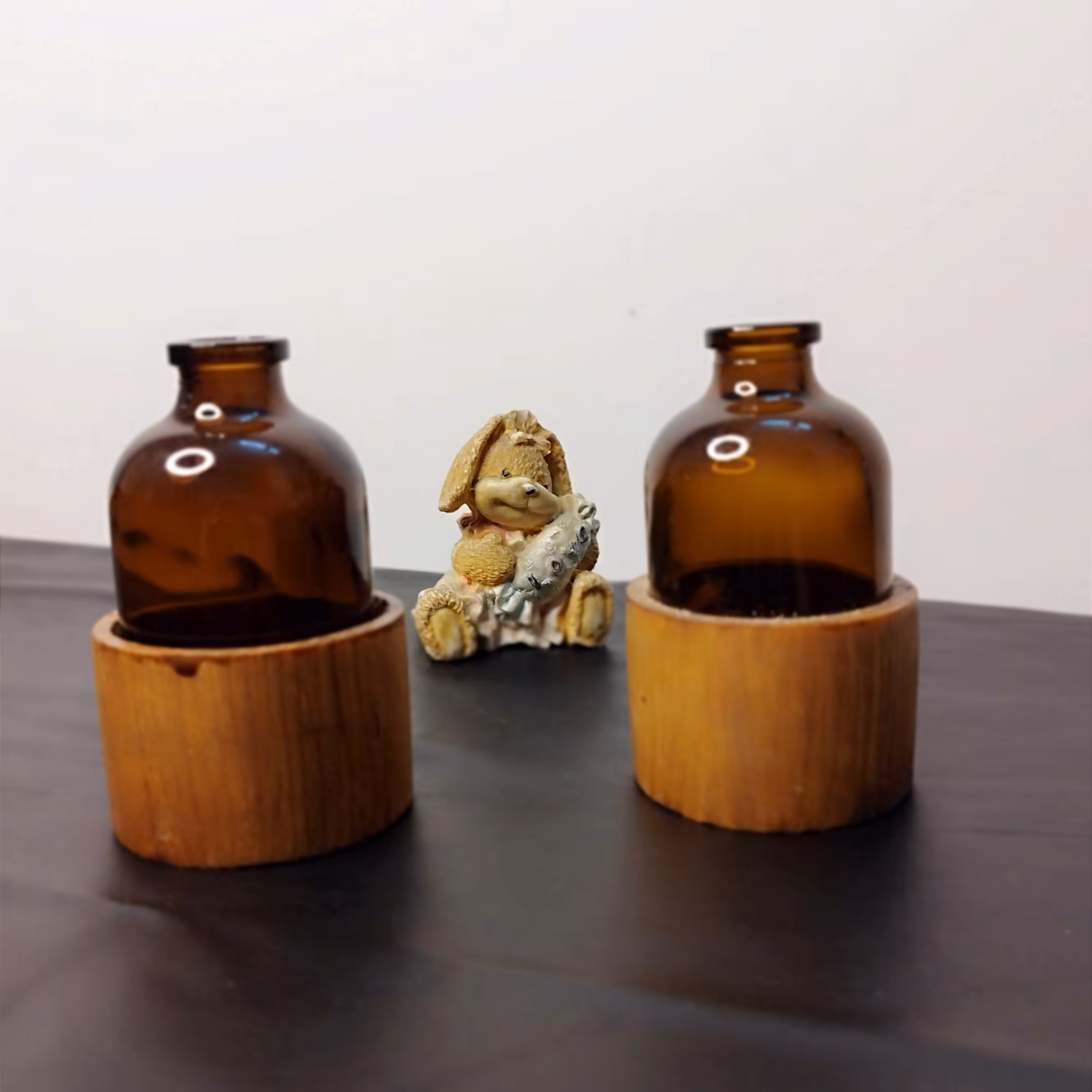 گلدان هیدروپونیک چوبی و شیشه استوانه ای پک دوعددی
