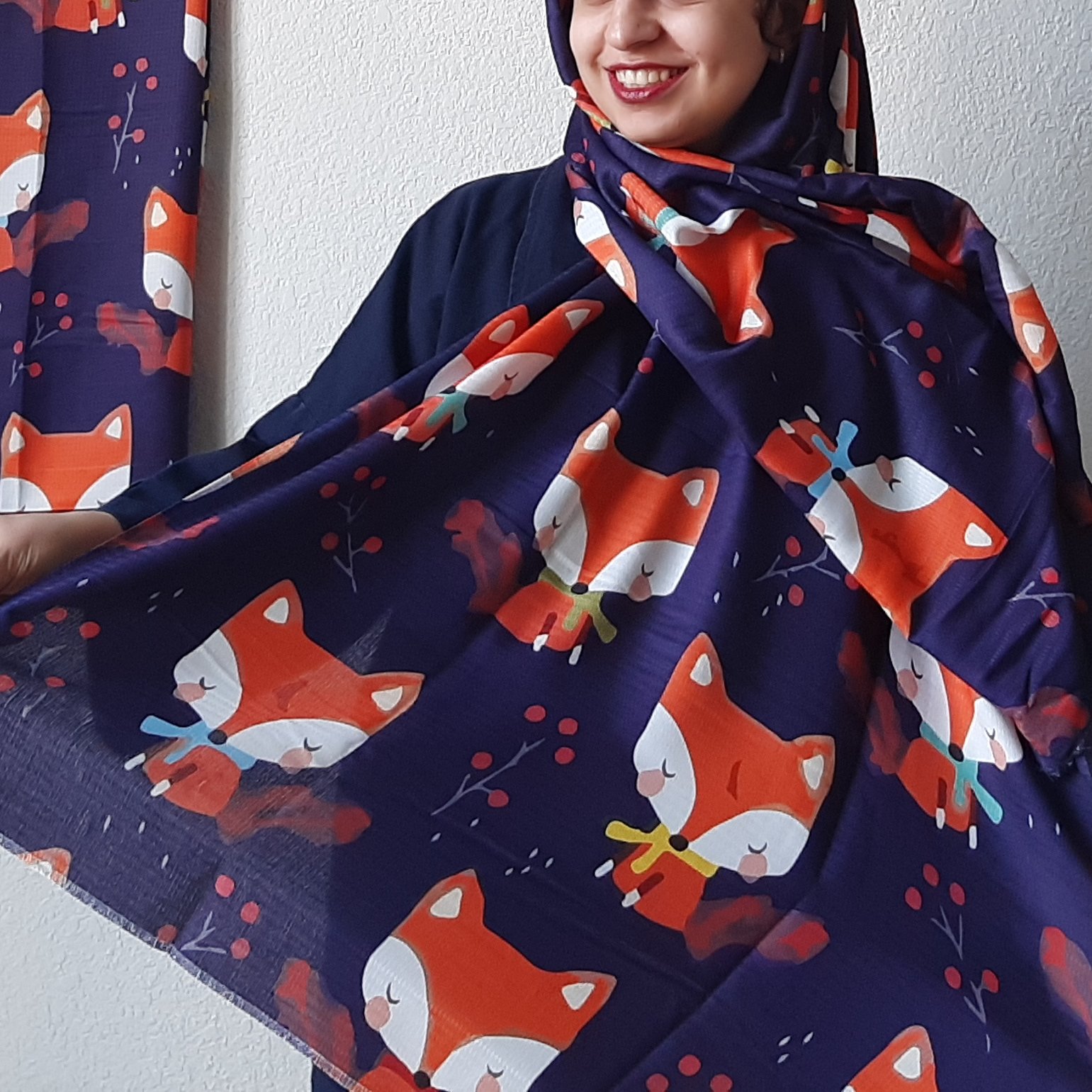 شال روباه کد 4 فانتزی زمینه سورمه ای تابستانه و بهاره بسیار خنک
