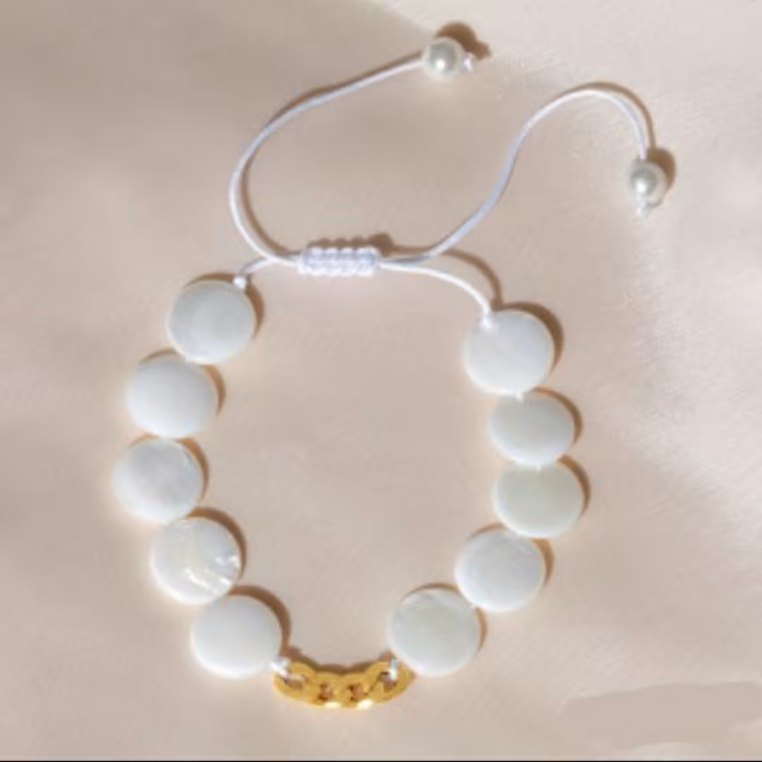 دستبند کشویی سنگ صدف دایره با پلاک زنجیر کارتیر