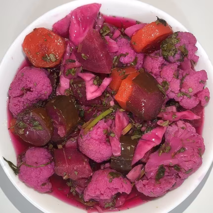 ترشی هفت بیجار مازندرانی با لبو 1500گرمی