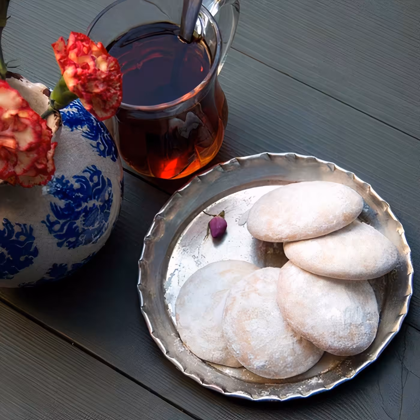 کلوچه قندی بجستان -تهیه شده با آرد کامل  ( بسته بندی 760 گرمی  )