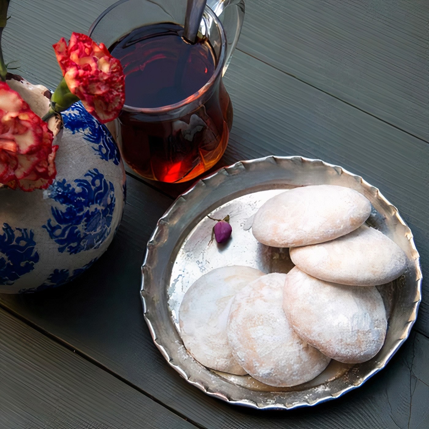 کلوچه قندی بجستان -تهیه شده با آرد کامل ( بسته بندی 760 گرمی )