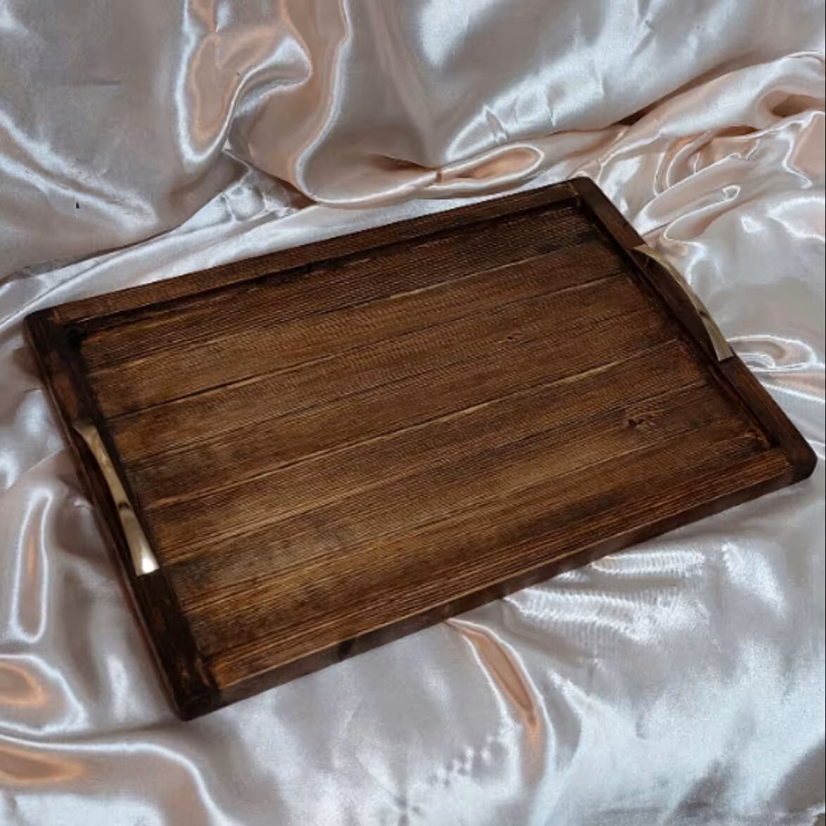 سینی چوبی سینی چوبی با دسته ی فلزی سینی مستطیلی (پس کرایه)