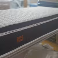 تشک برند وان مدل b1  دارای فنر پاکتی و اسفنج یورولوکس و مموری