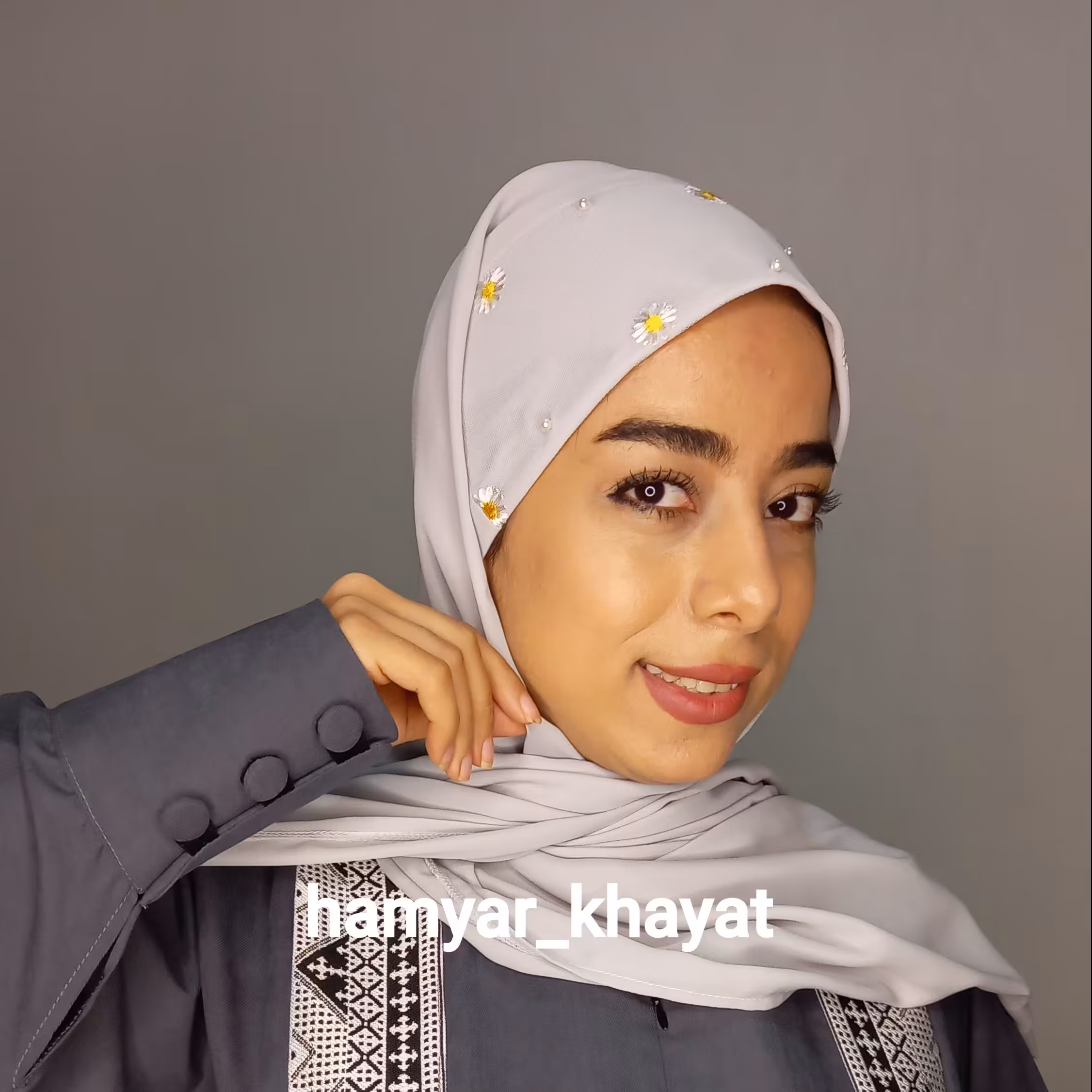 هدشال بابونه مرواید دوزی