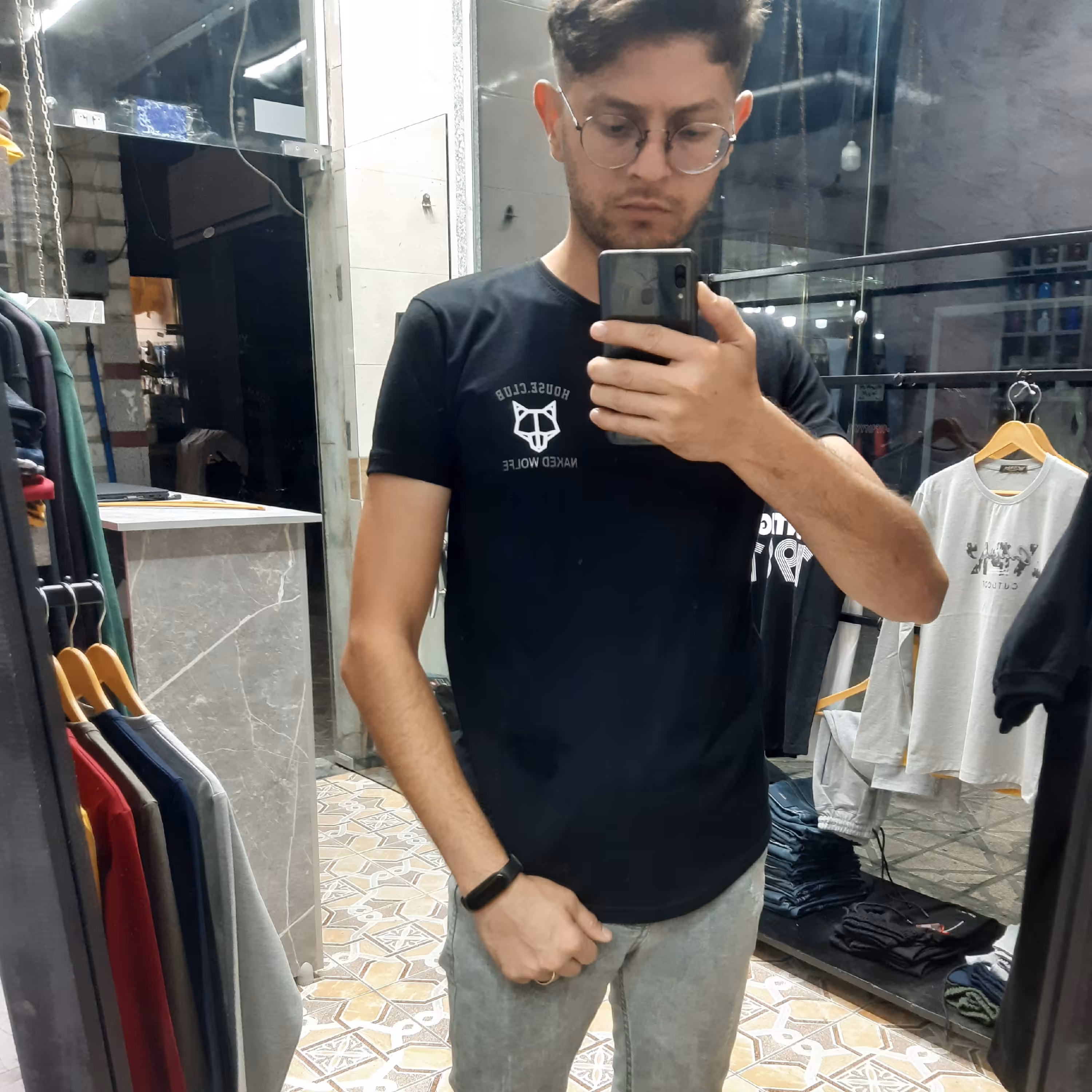 تیشرت یقه گرد نخی مشکی