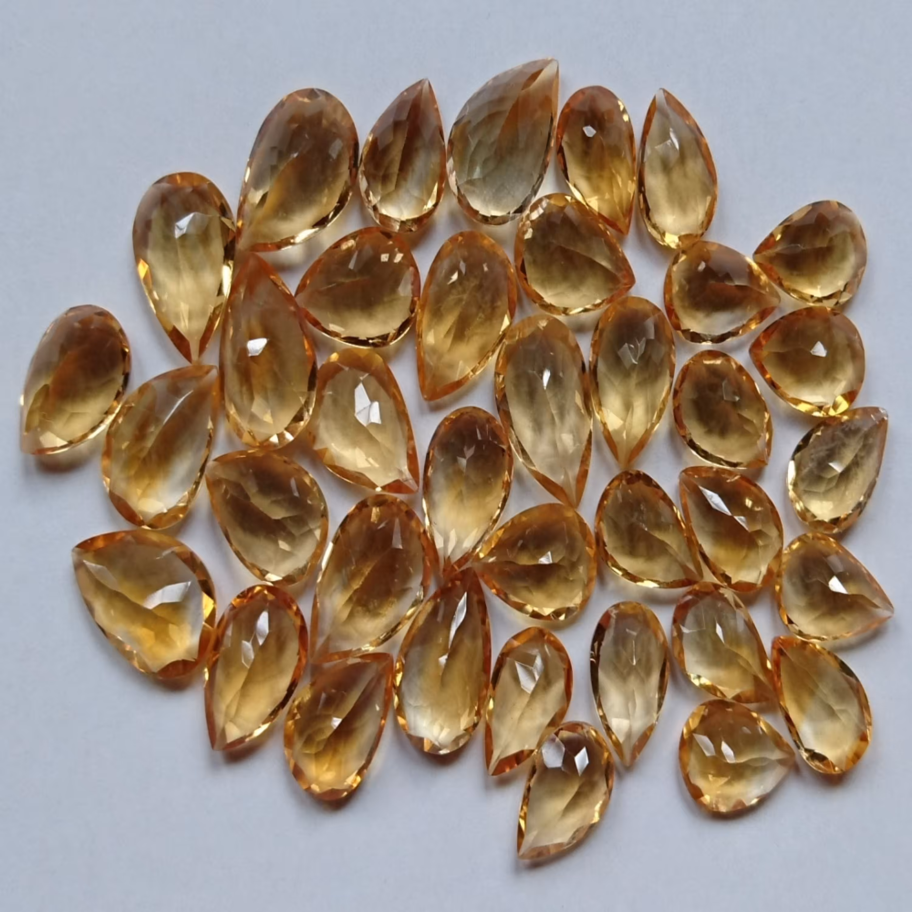 نگین های سیترین معدنی (تراش فست اشکی) (3)